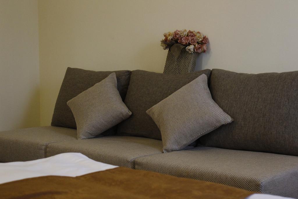 5Th Floor Guest House Jereván Szoba fotó