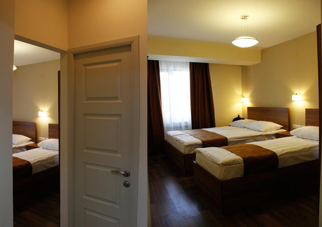 5Th Floor Guest House Jereván Szoba fotó